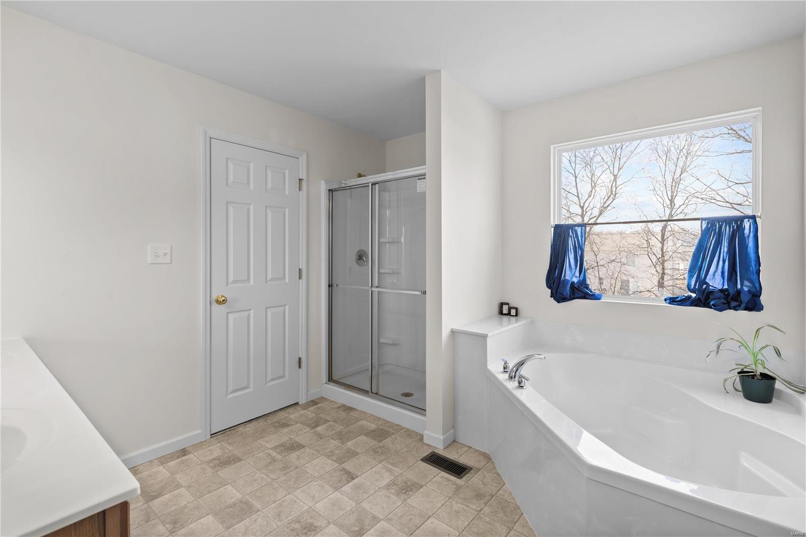 Cobblestone Crossing #4 - Residential