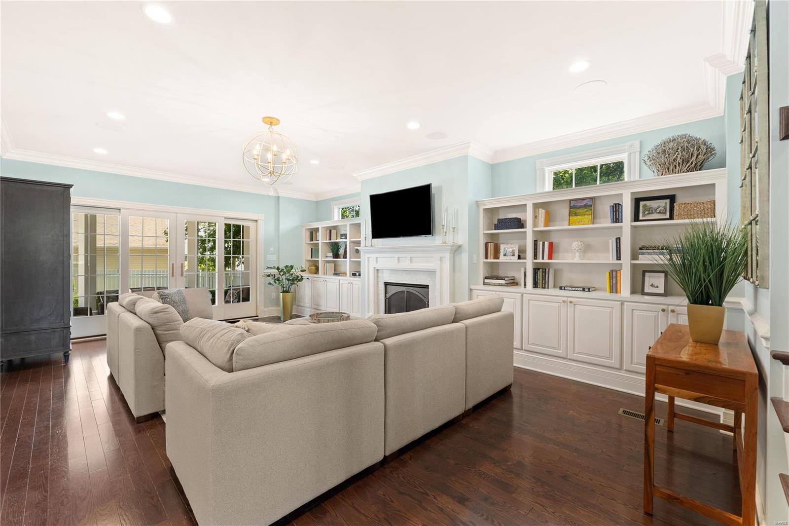 Ellaby Square - Residential