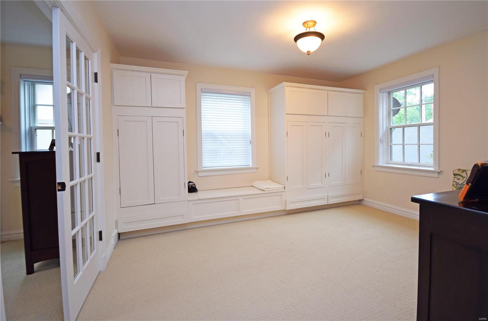 Davis Place - Residential