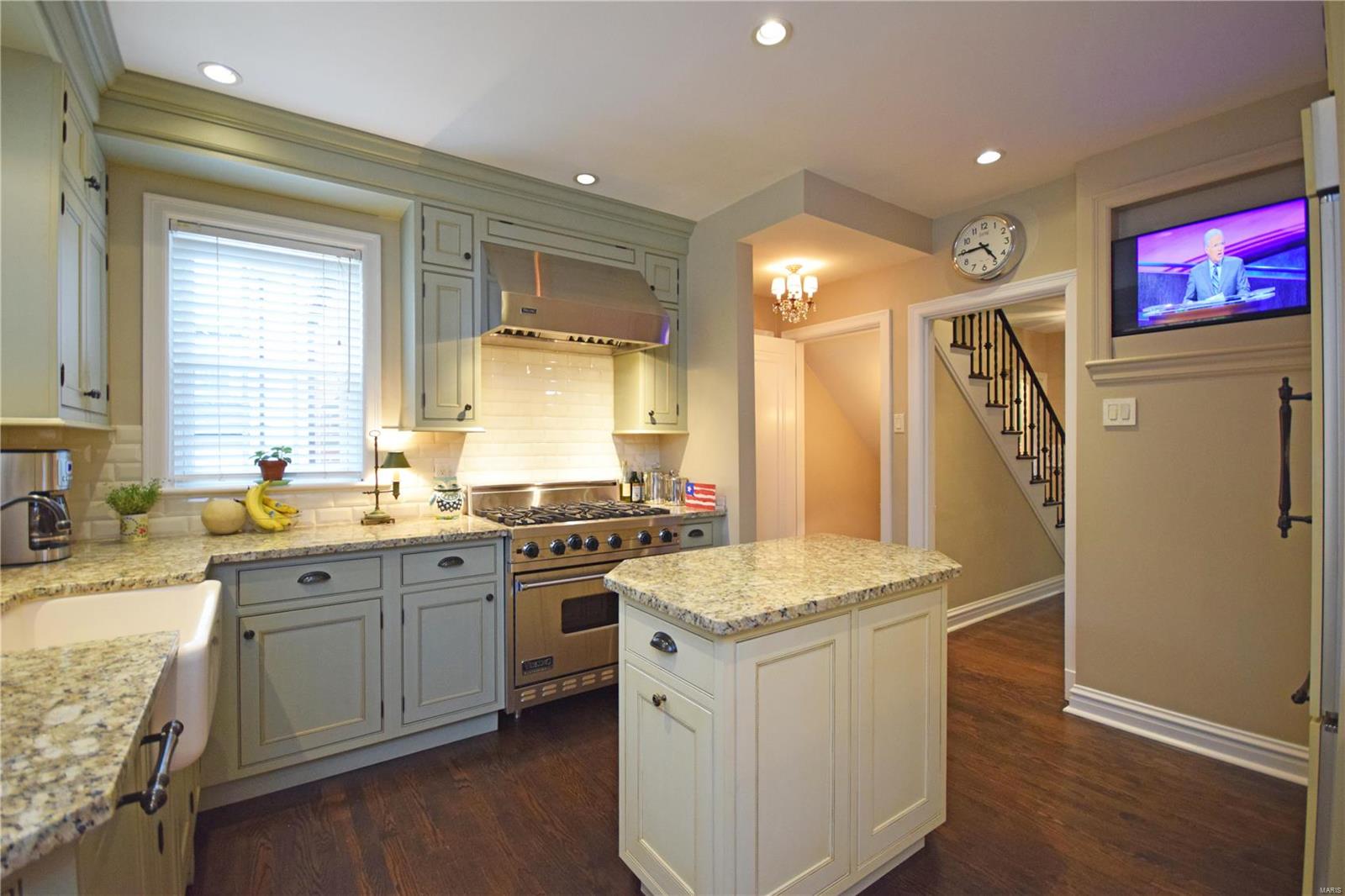 Davis Place - Residential