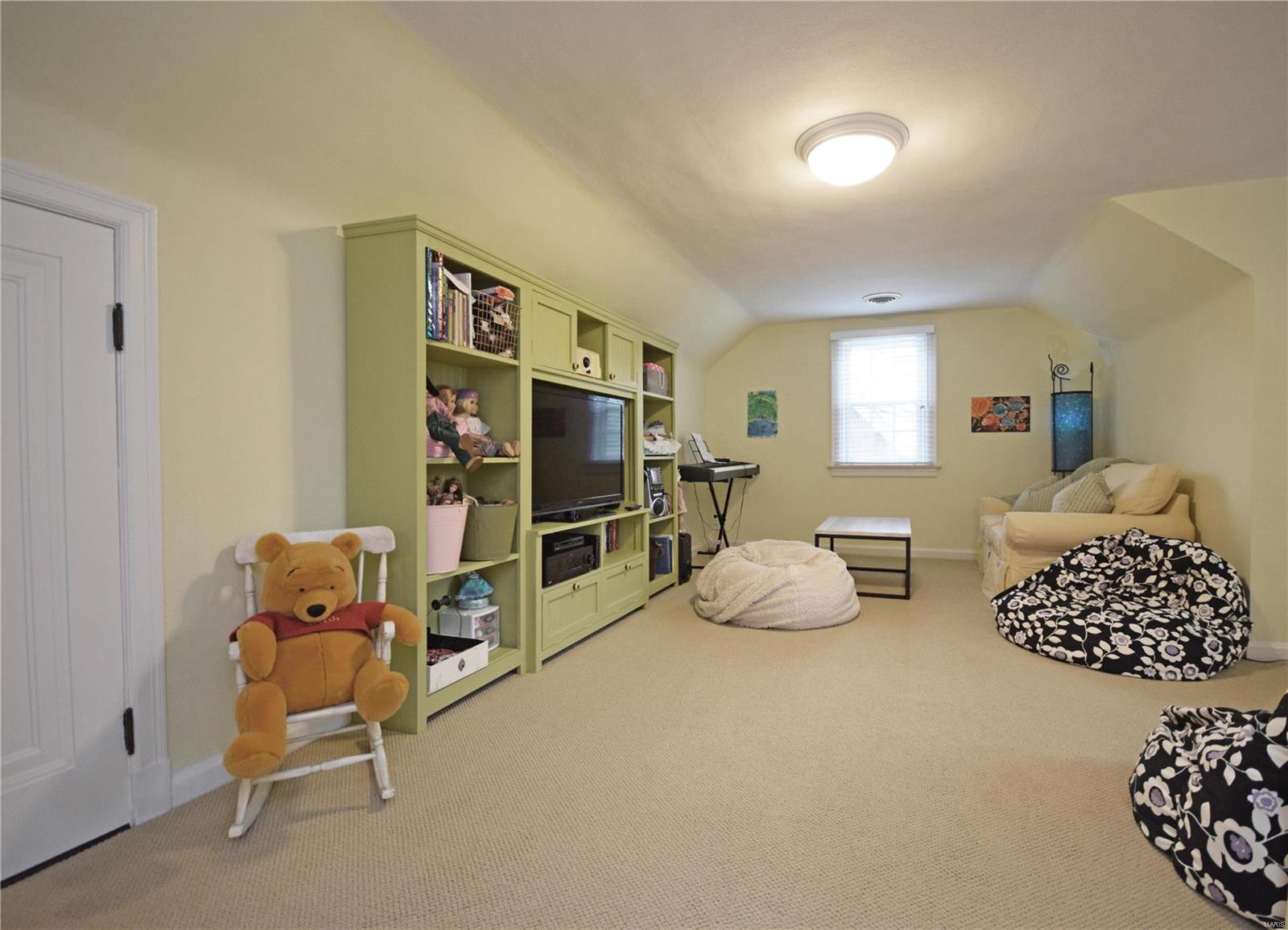 Davis Place - Residential