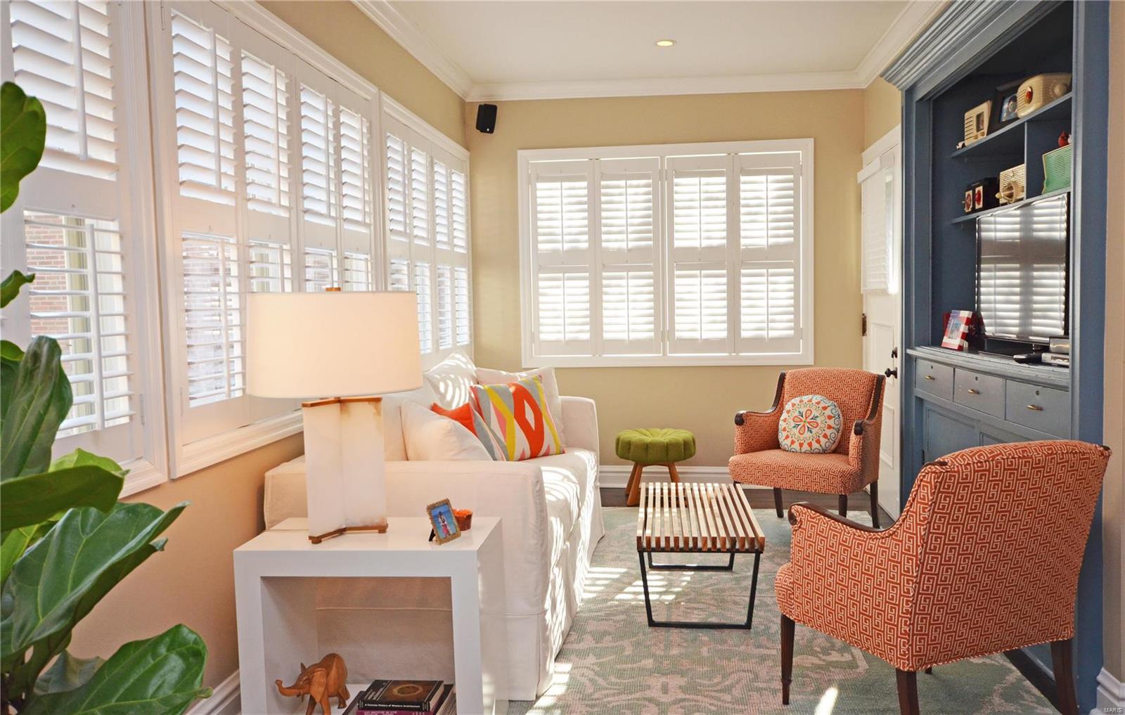 Davis Place - Residential