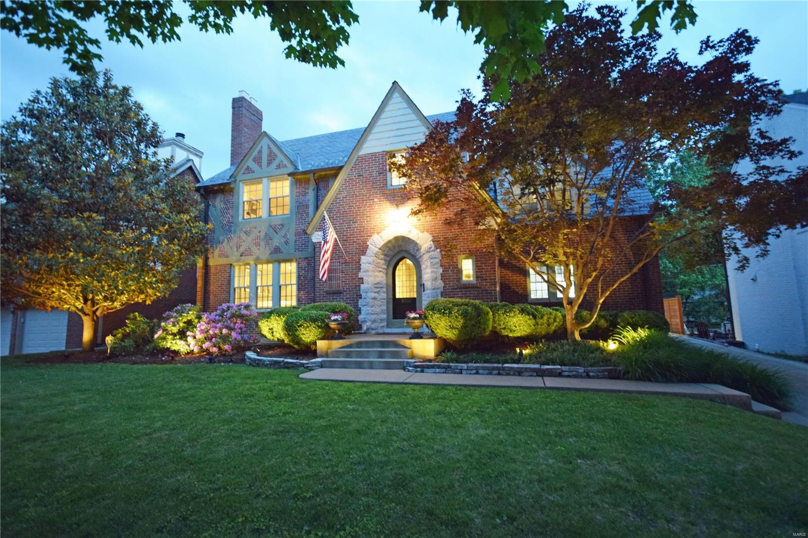 Davis Place - Residential