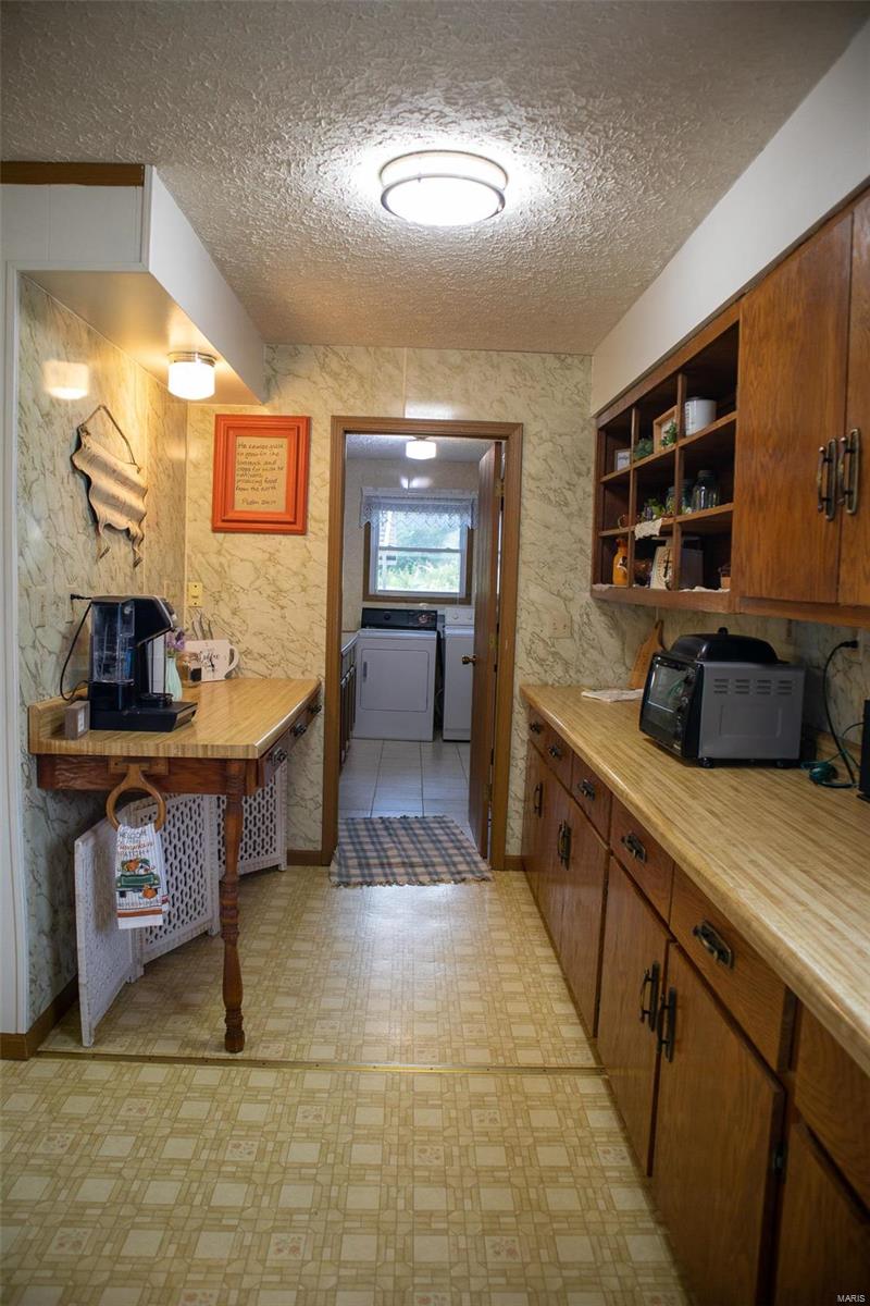 hwy 28 - Residential