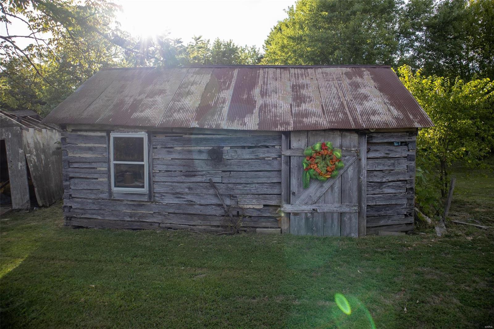 hwy 28 - Residential