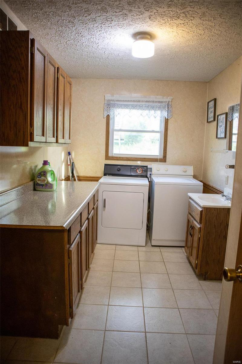 hwy 28 - Residential