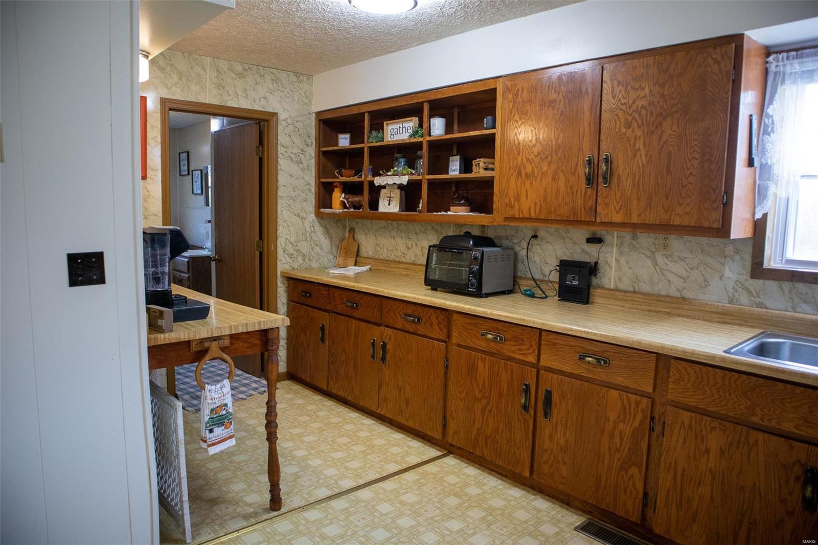 hwy 28 - Residential