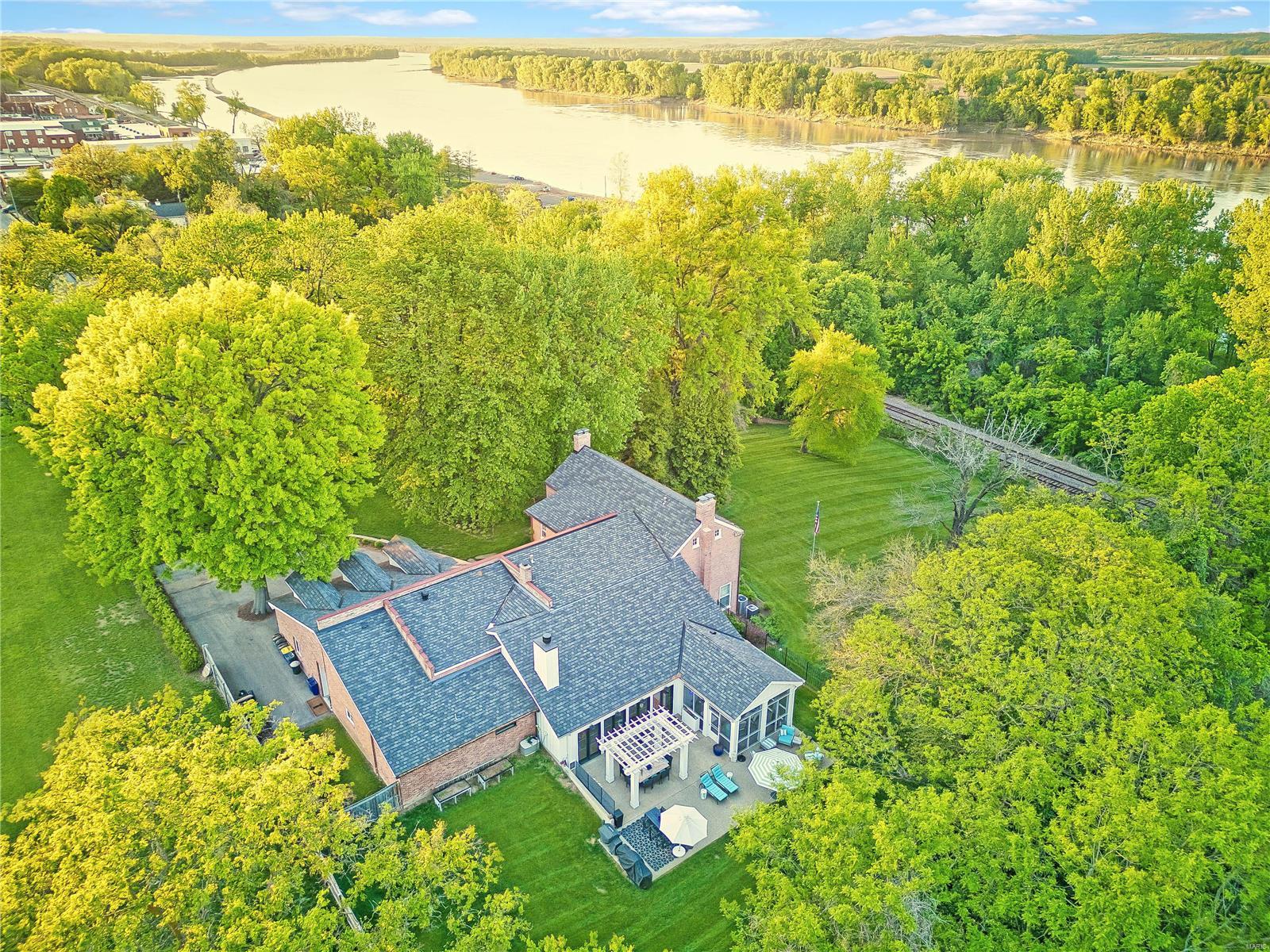 Lucinda Owens Estates - Residential