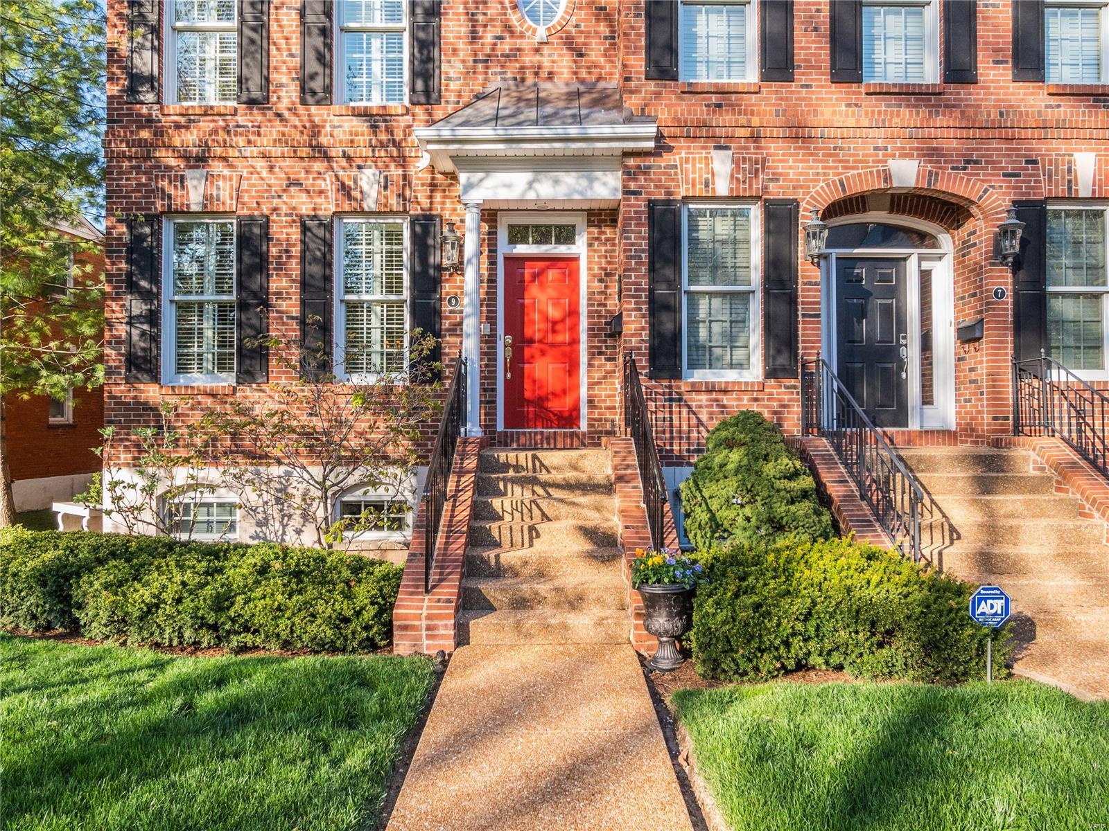 Nine Brighton Way Twnhms A - Residential