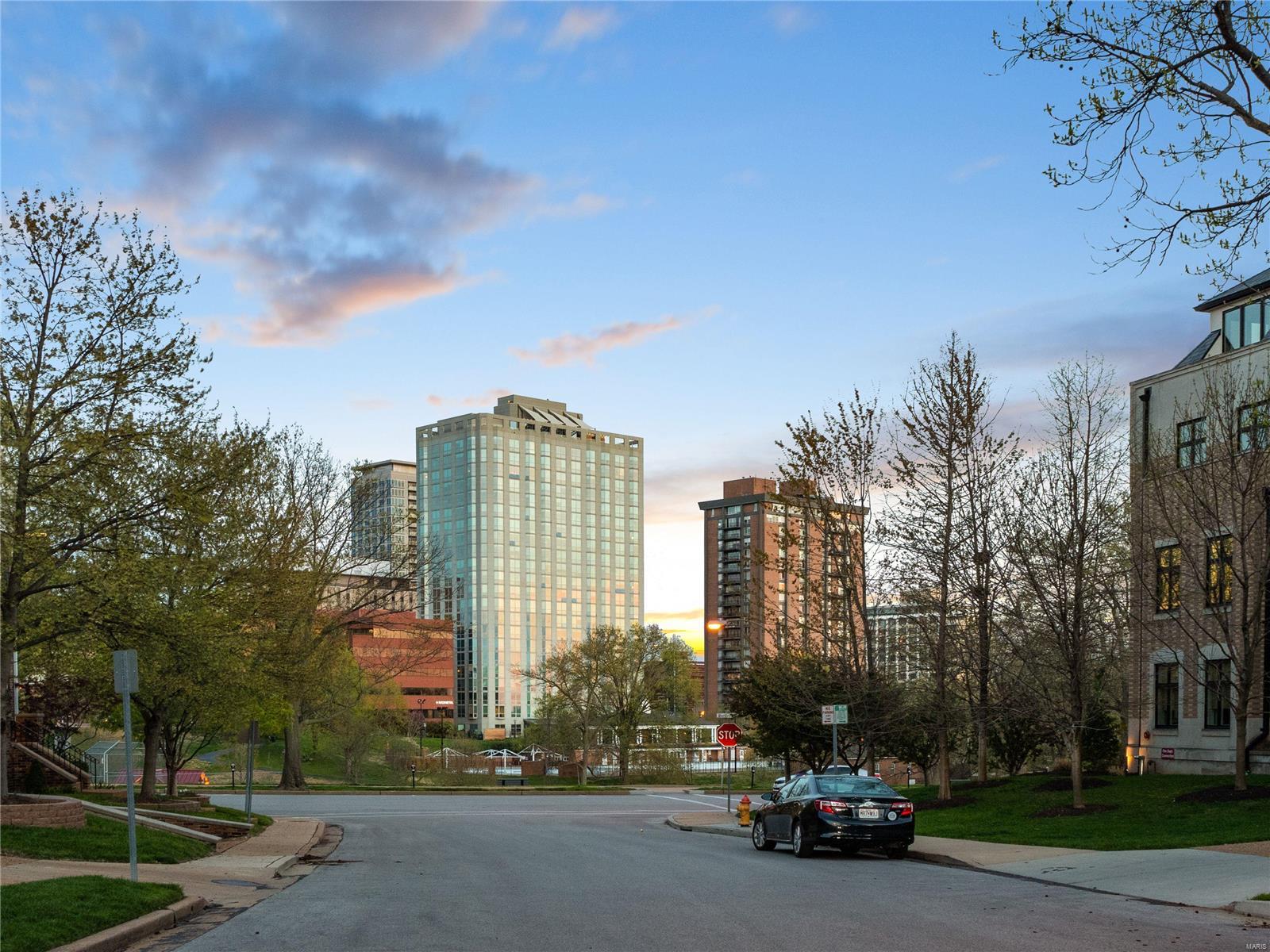 Nine Brighton Way Twnhms A - Residential