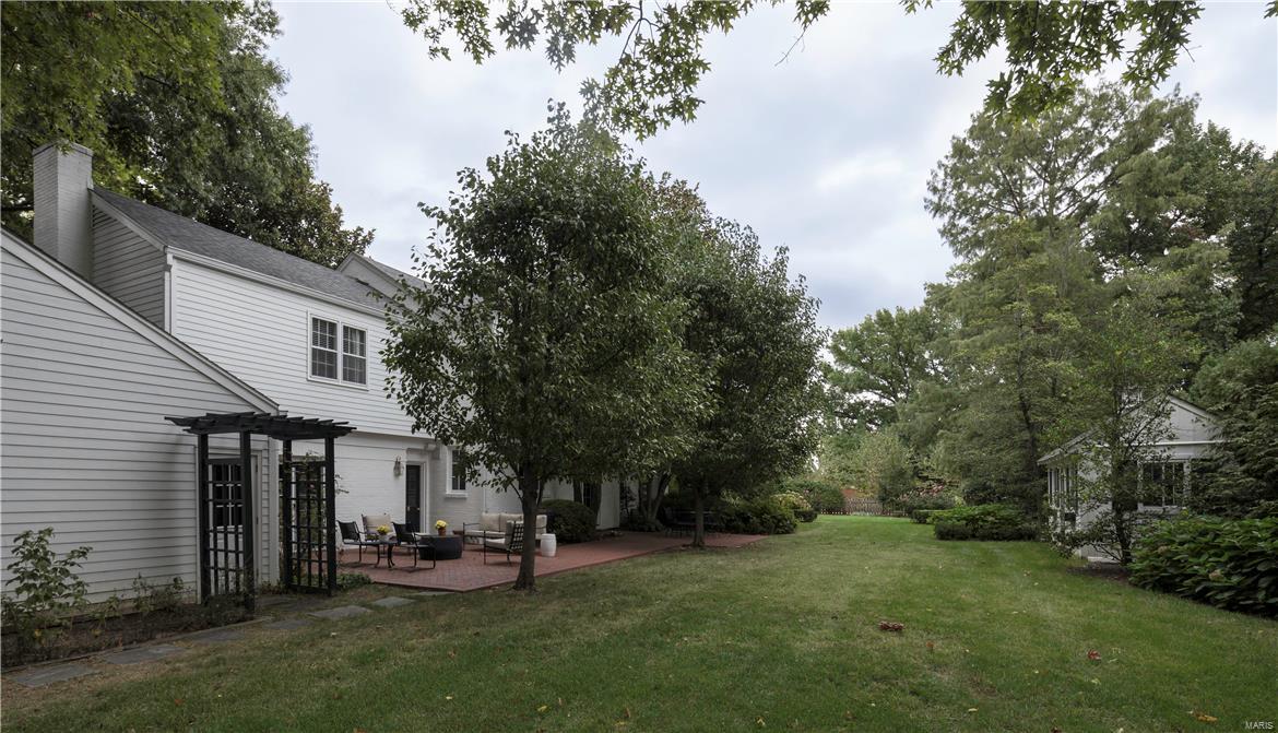 SUR 2852 SEC 00 TWP 45 R 6 SUBD of SUR - Residential