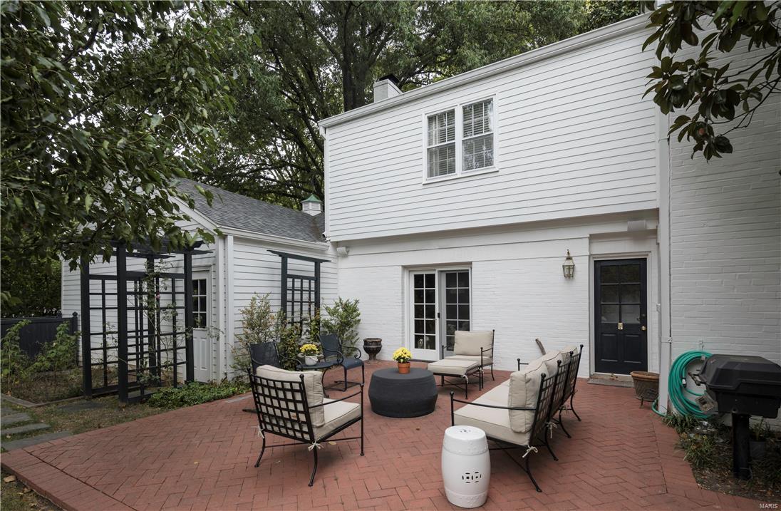 SUR 2852 SEC 00 TWP 45 R 6 SUBD of SUR - Residential