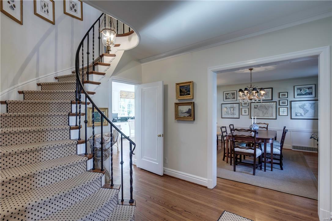 SUR 2852 SEC 00 TWP 45 R 6 SUBD of SUR - Residential