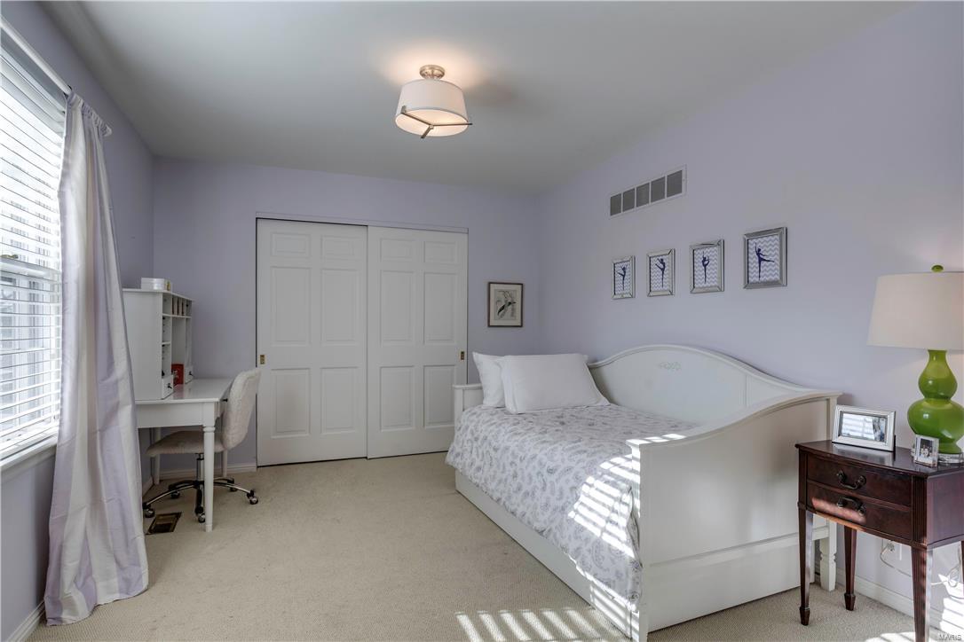 SUR 2852 SEC 00 TWP 45 R 6 SUBD of SUR - Residential