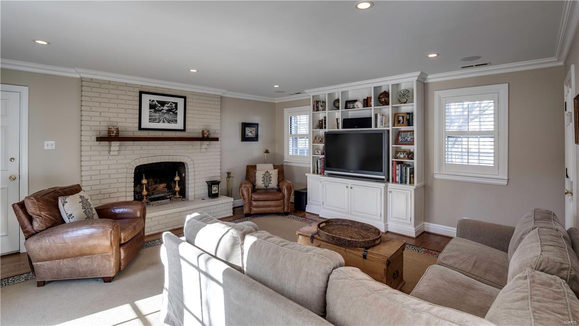 SUR 2852 SEC 00 TWP 45 R 6 SUBD of SUR - Residential