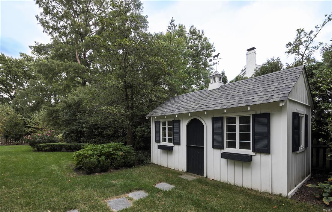 SUR 2852 SEC 00 TWP 45 R 6 SUBD of SUR - Residential