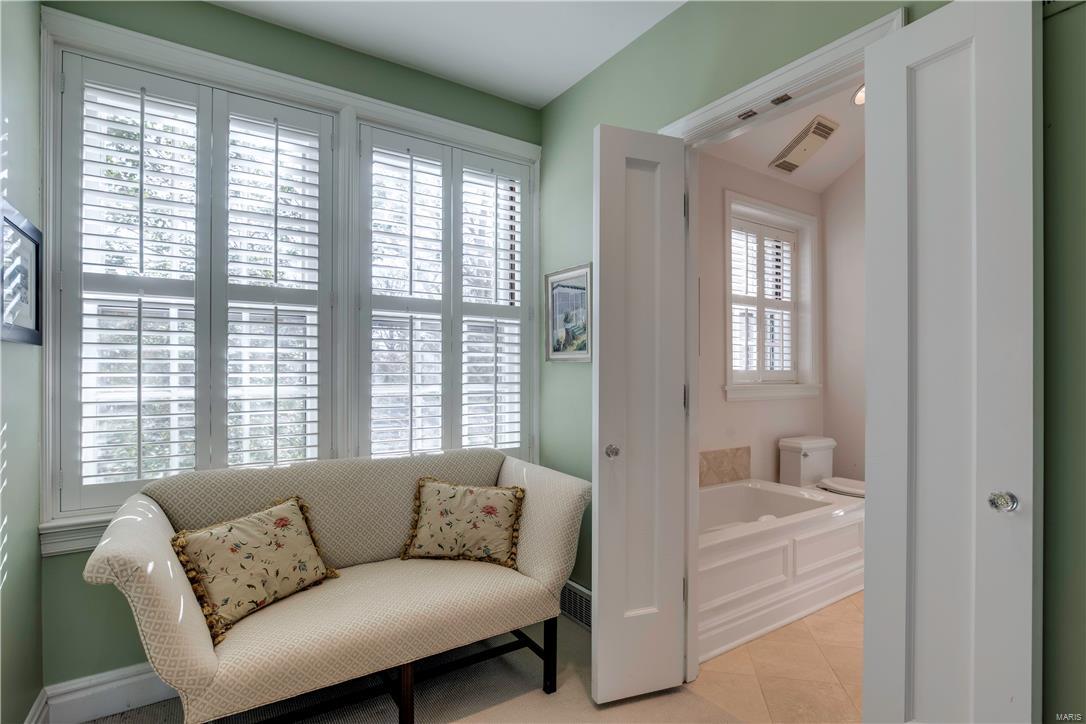 SUR 2852 SEC 00 TWP 45 R 6 SUBD of SUR - Residential