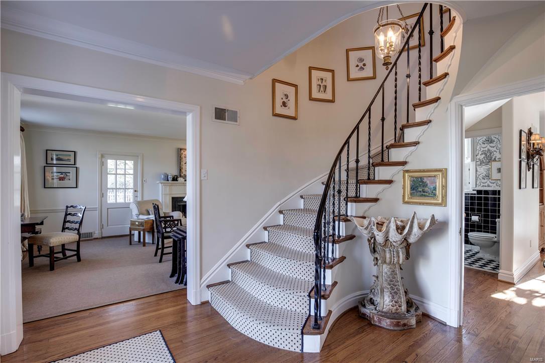 SUR 2852 SEC 00 TWP 45 R 6 SUBD of SUR - Residential