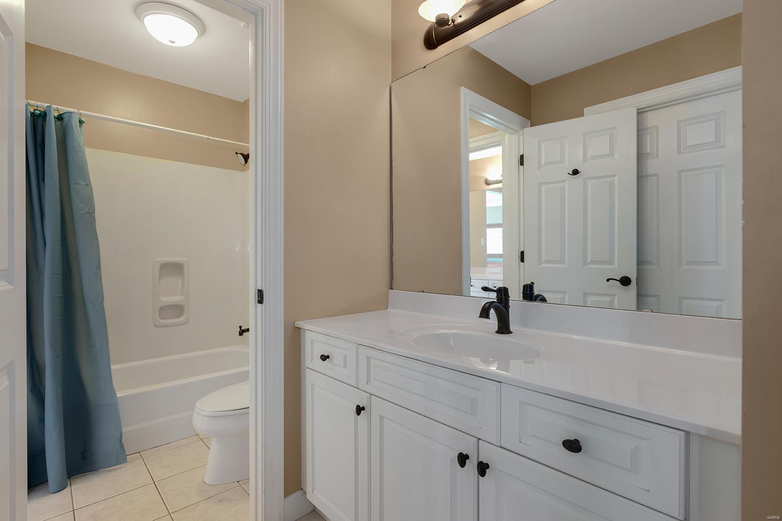 Country Lake Estates - Residential