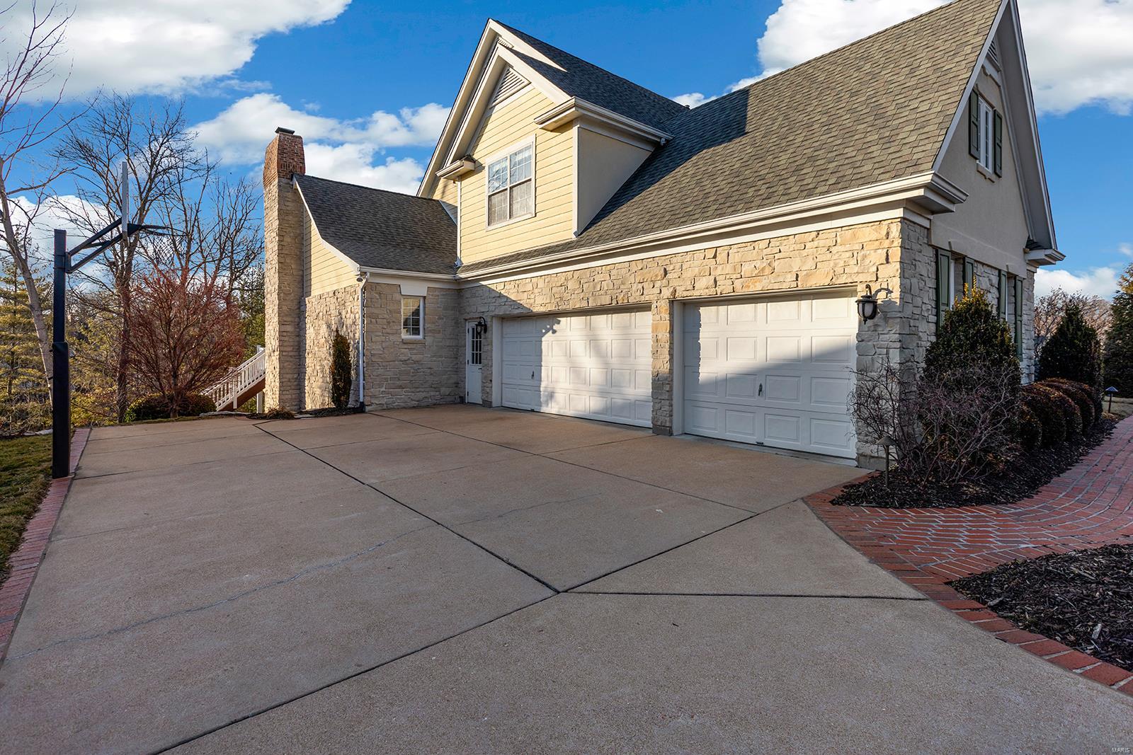 Country Lake Estates - Residential