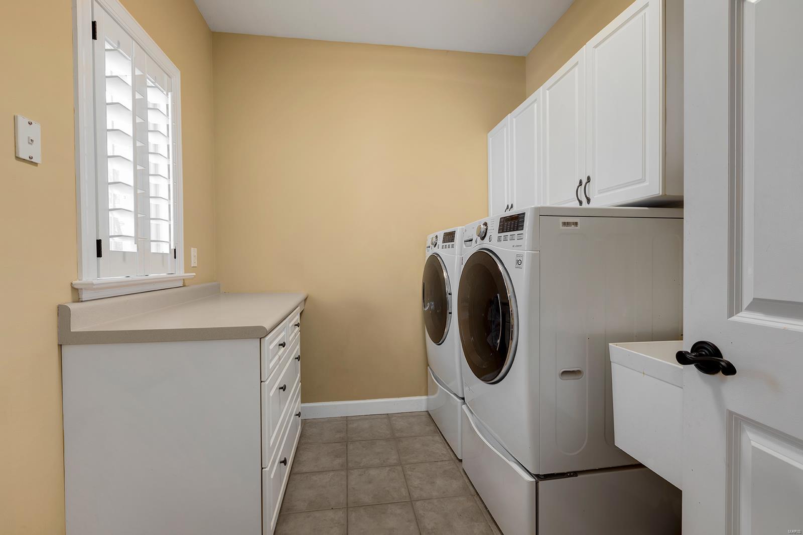 Country Lake Estates - Residential