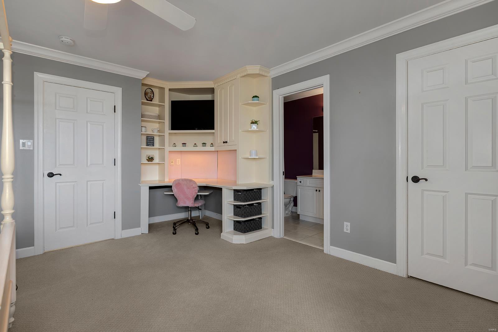 Country Lake Estates - Residential