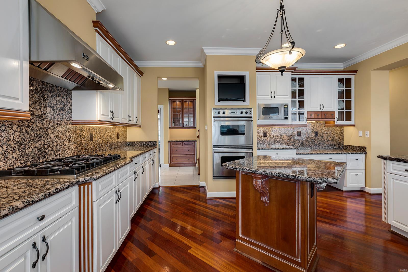 Country Lake Estates - Residential