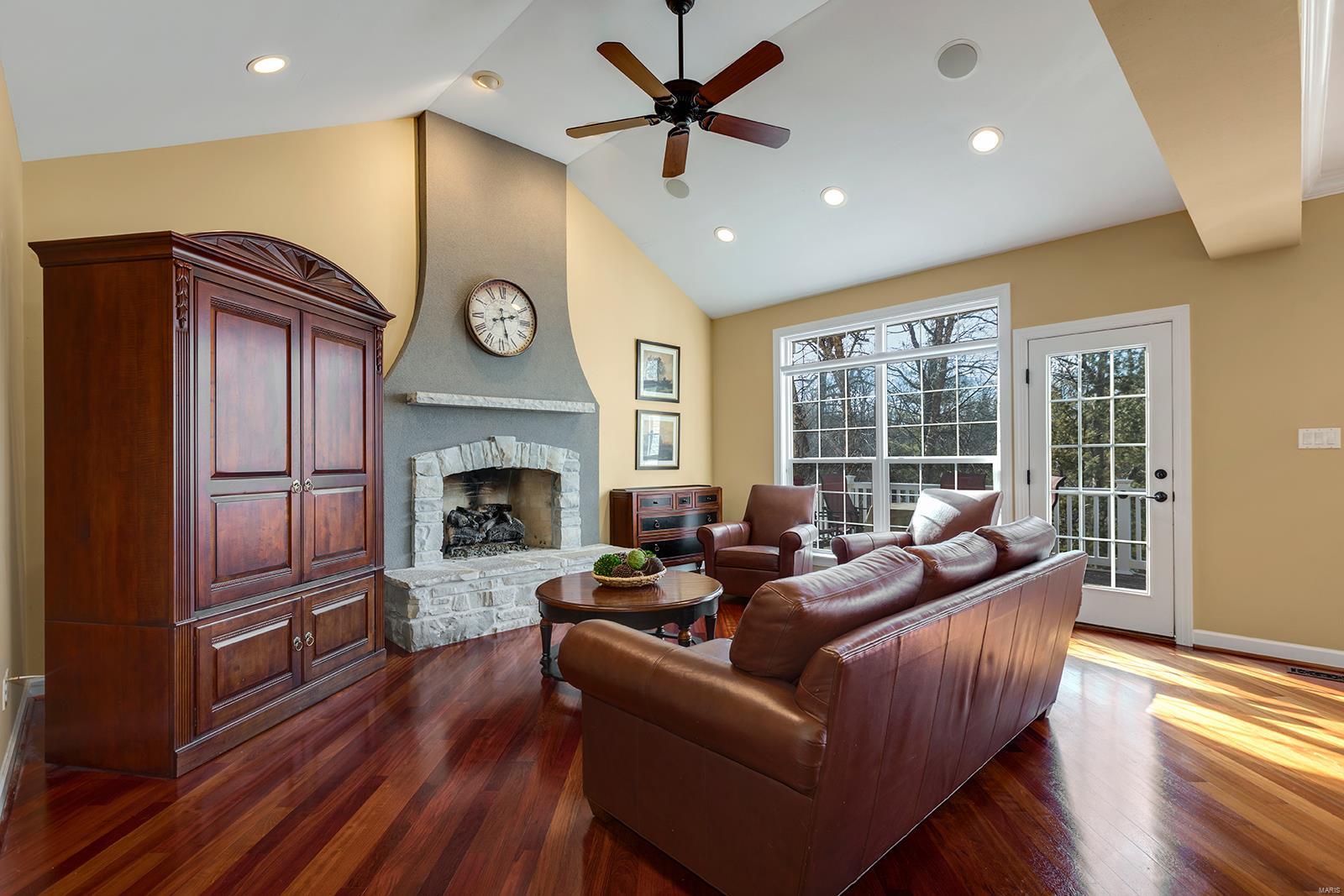 Country Lake Estates - Residential