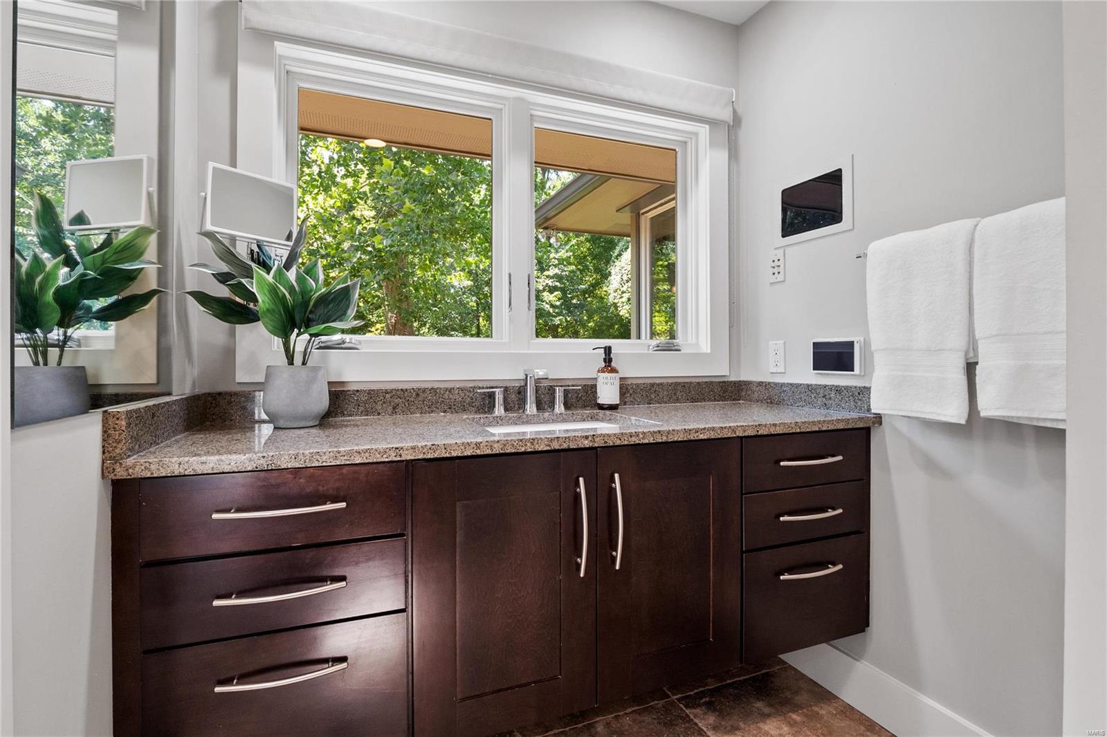 Glenview 2 - Residential