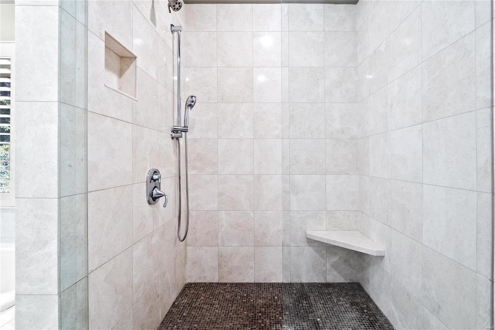 Glenview 2 - Residential