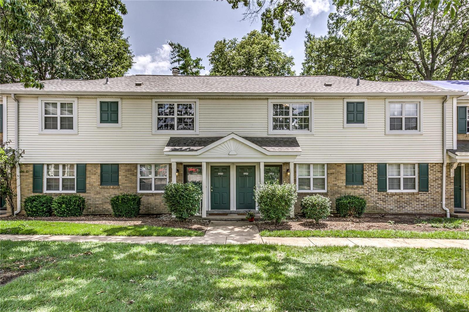 Brentwood Forest Condo Ph Eight - Residential