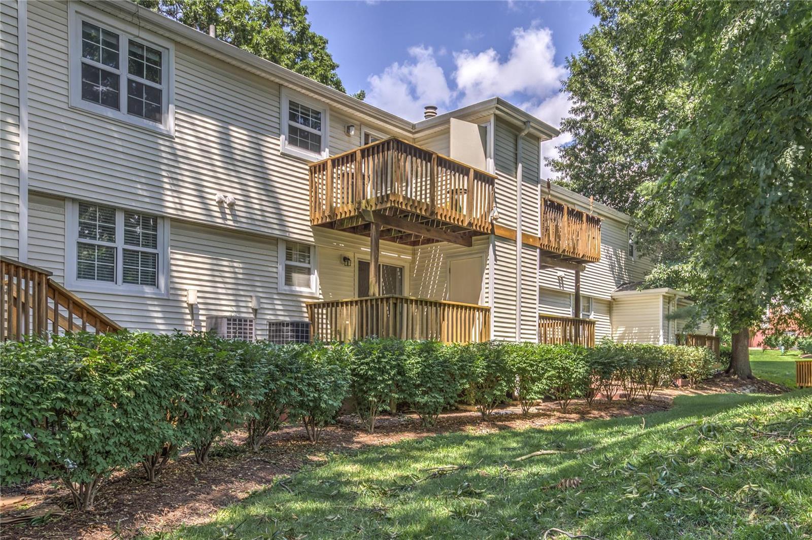 Brentwood Forest Condo Ph Eight - Residential