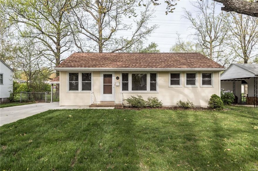 Call today to schedule a time to view this fully renovated 3 bed 1 bath property. Updates include refinished hardwood flooring, updated kitchen with new appliances and fresh paint in all rooms. Sorry this property DOES NOT accept Section 8.