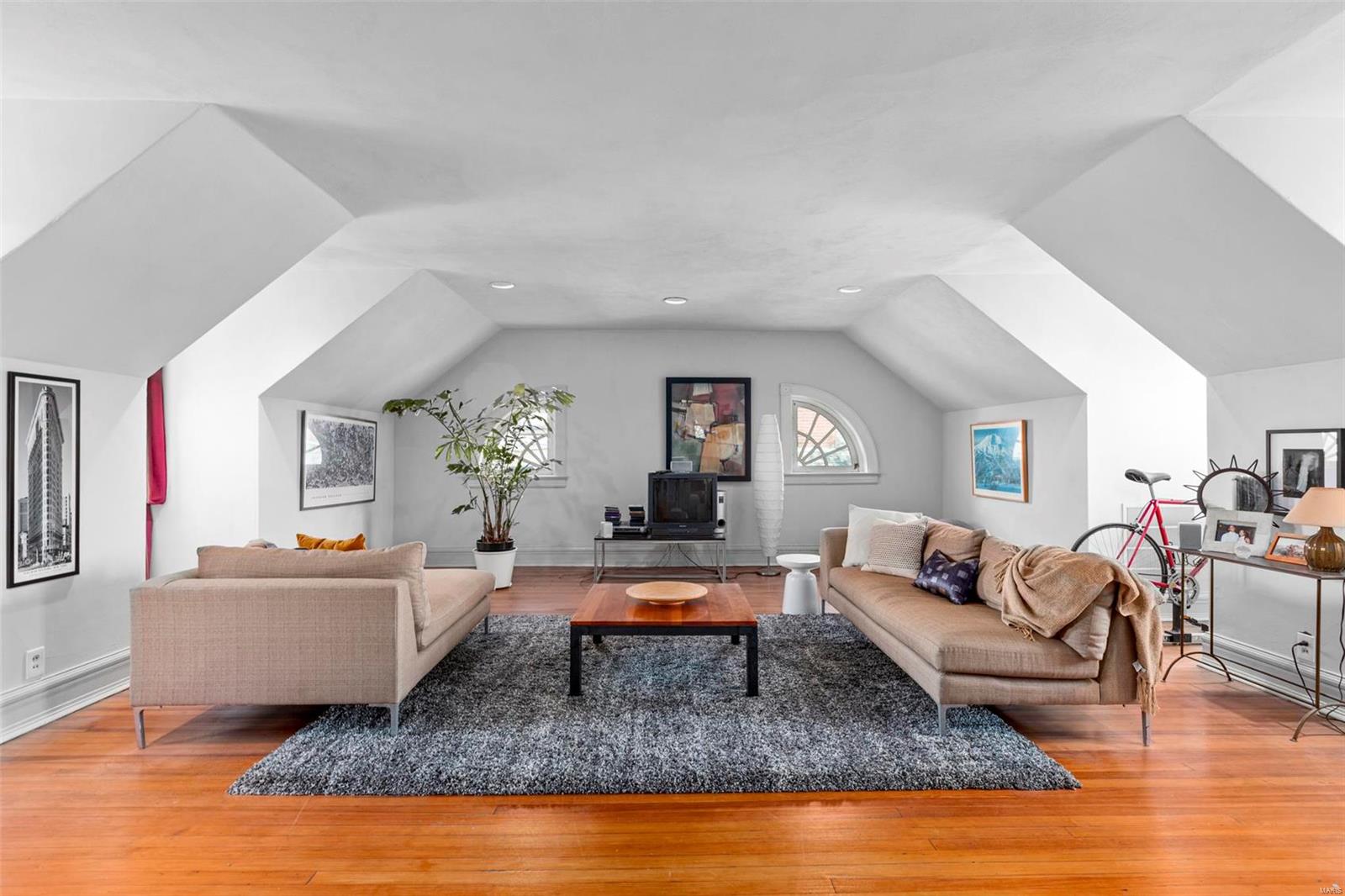 Kingsbury Place - Residential