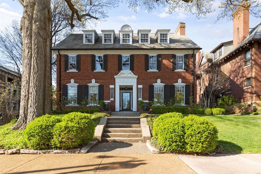 Continue to show. A historical masterpiece. 63 Kingsbury Place is better known as "The Southern Comfort House." During Prohibition the popular whiskey ceased production. The home's then owner purchased the name and recipe and resumed production in the home's basement. This Classic Georgian Revival has been completely renovated and updated to today's standards. The first floor features a large living room with fireplace and views of the front and stunning rear gardens. The dining room is amply sized for entertaining. This chef's kitchen, perfect for any level chef, includes Viking, Sub-Zero and dual Fisher & Paykel dishwashers. The second Floor is complete with a master bedroom with bathroom and a walk-in closet. 3 add'l bedrooms, another bath and 2nd floor laundry complete the second floor. The 3rd floor features a large great room, another bedroom and another full bath. A stunning dark bottom pool, lush gardens, fountains, brick patio's and walkways compose the rear garden. Pvt./gated