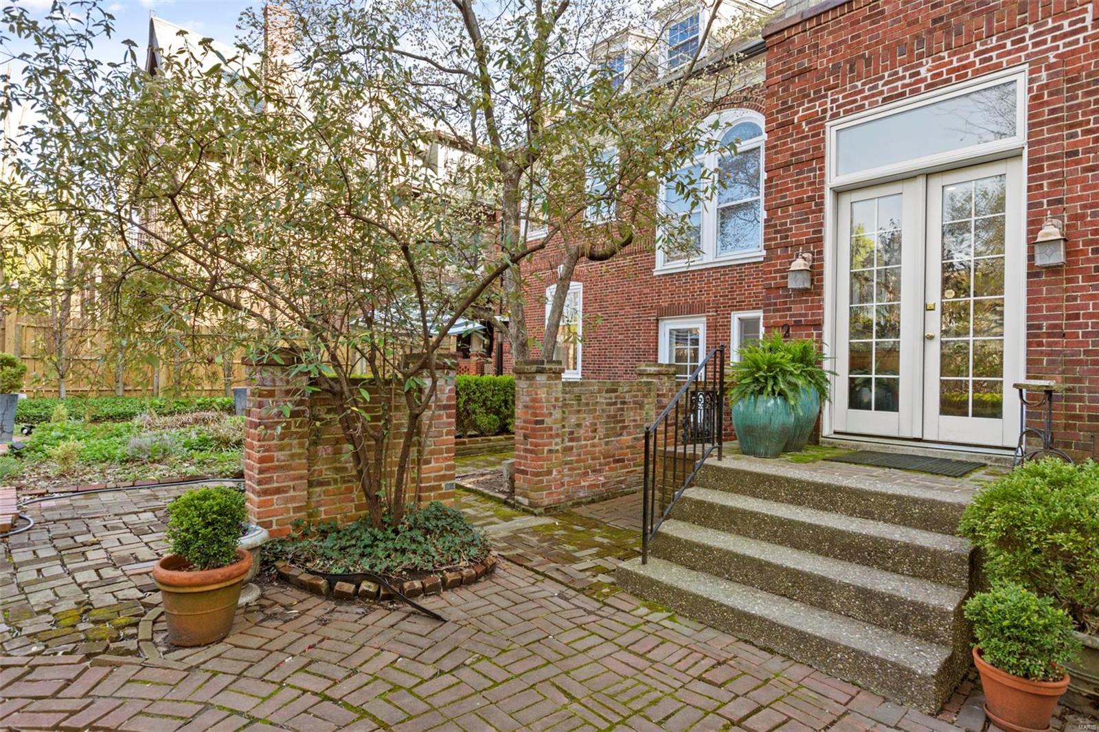 Kingsbury Place - Residential