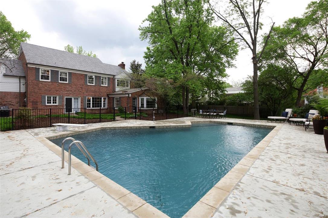 La Hacienda - Residential