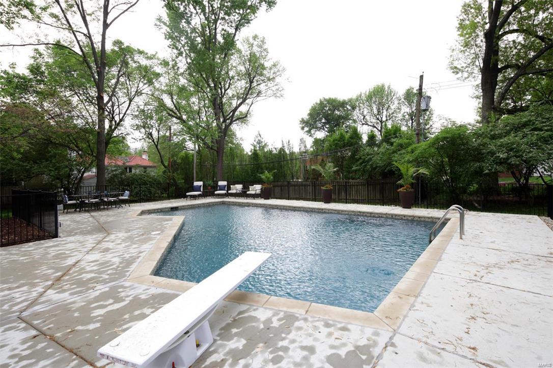 La Hacienda - Residential