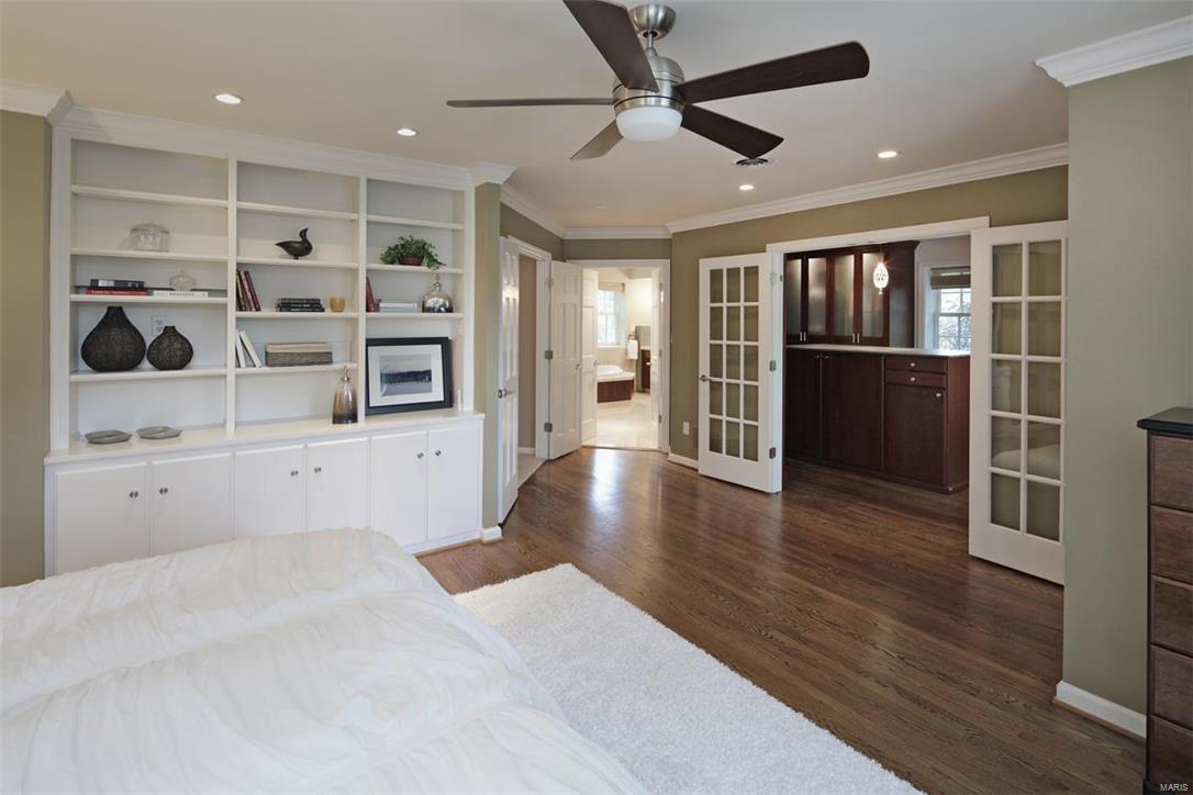 La Hacienda - Residential