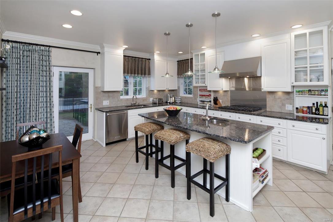 La Hacienda - Residential