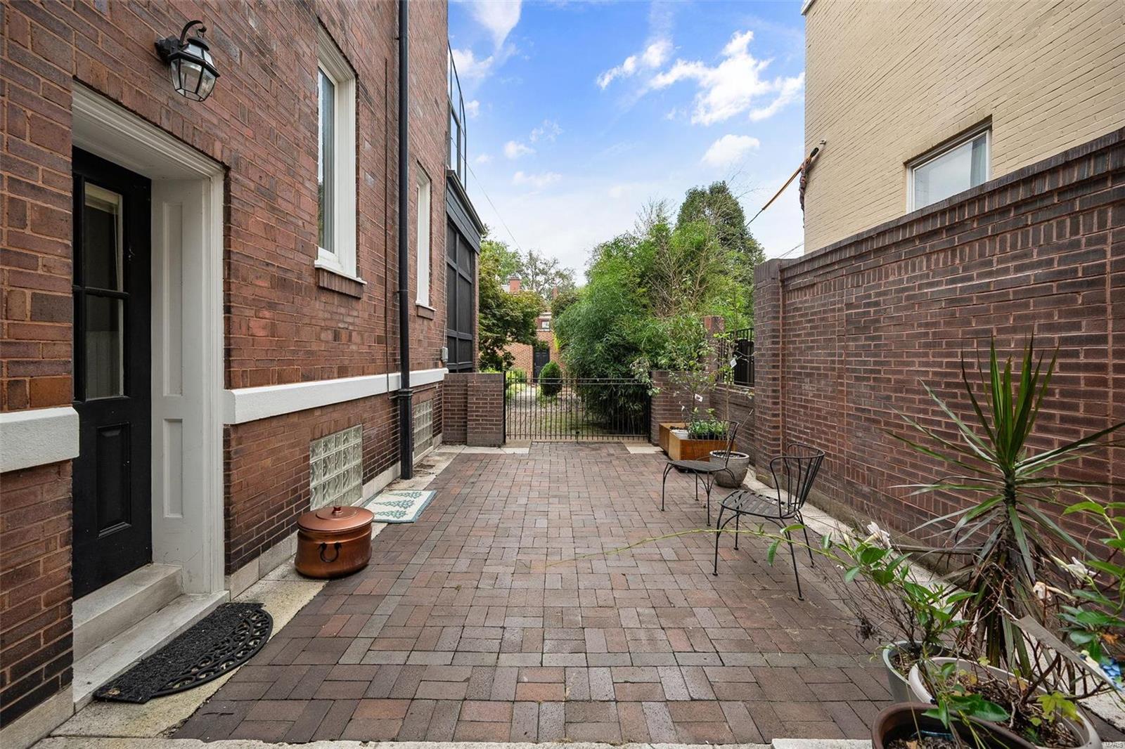 City/St Louis - Residential