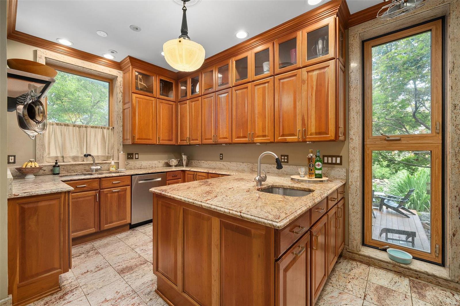 City/St Louis - Residential