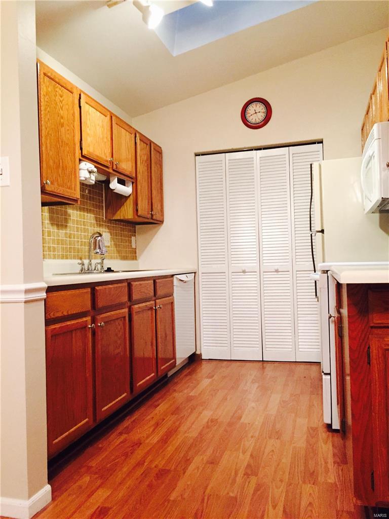 Sandalwood Creek Condominiums - Residential