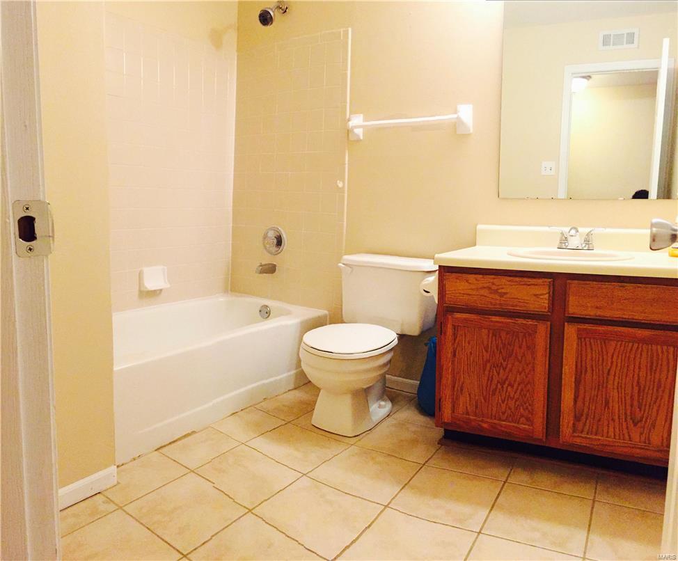 Sandalwood Creek Condominiums - Residential