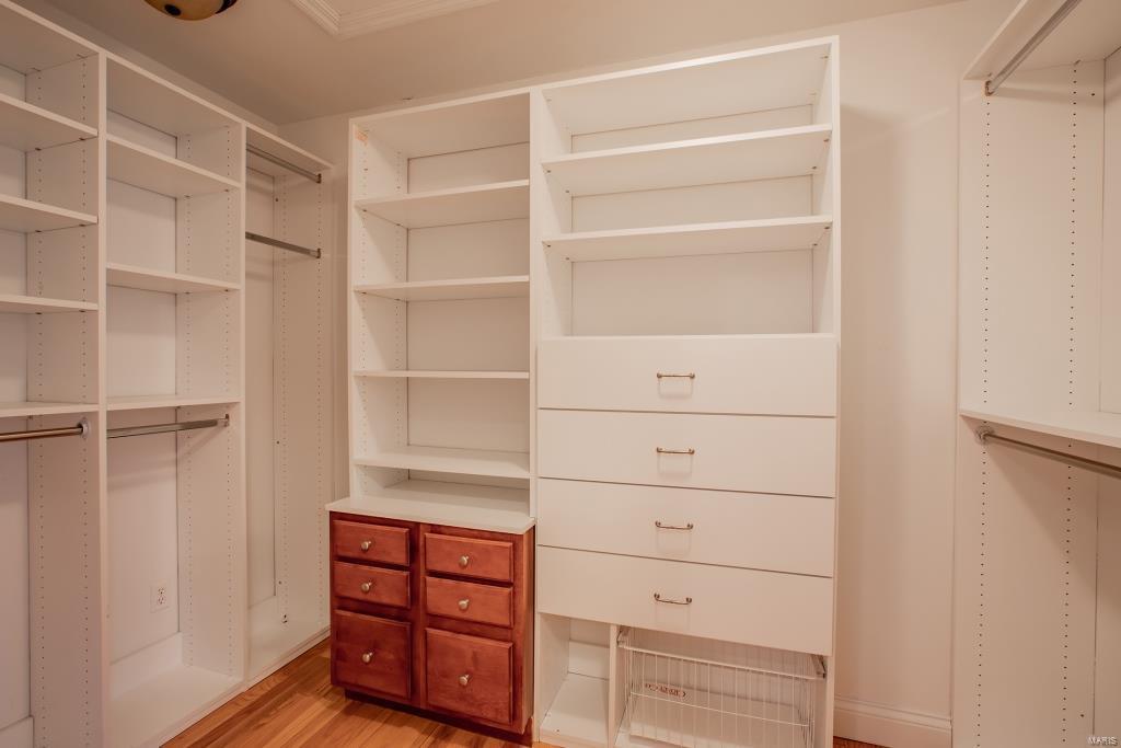 Kehrswood - Residential