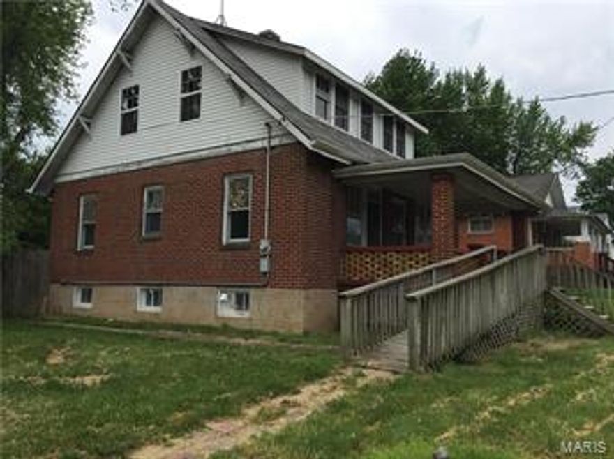 There is so much room in this house. 3 bdr on upper level, 1 bdr, living room, dining room and kitchen an main floor and a full basement. 2 car carport, All sitting on 1 acre lot in town. 
Just a little TLC will make this a great home.

This is a HUD owned property. HUD case # 292-626685
HUD Homes are sold  “AS-IS”.
No utilities please use caution and bring a flash light.
 Permission for utility activation must be granted. In cases where plumbing deficiencies exist,
 permission might be denied !!!!

2 tax id's SpecialListingConditions: Foreclosure