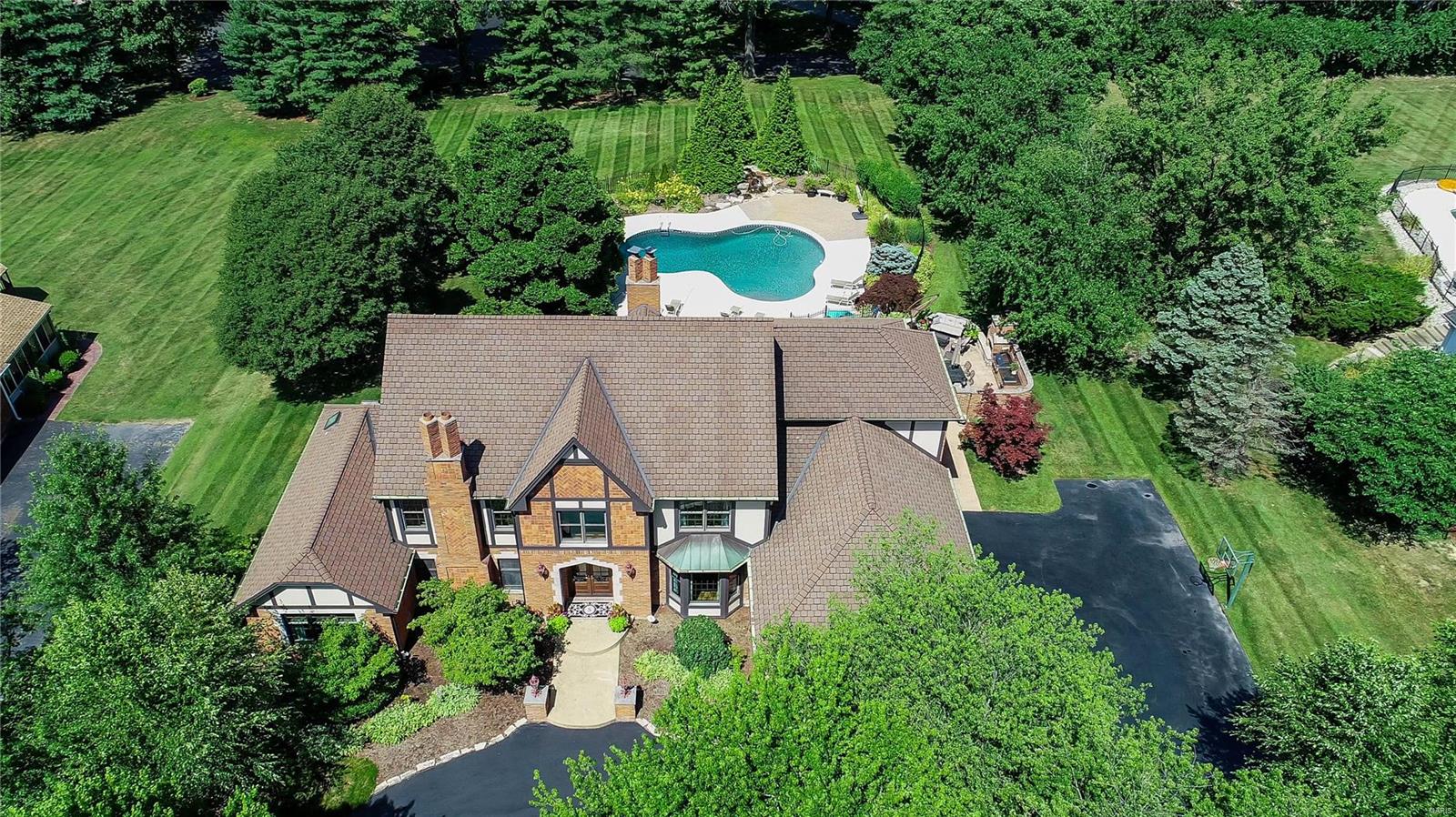 Barrington Place - Residential