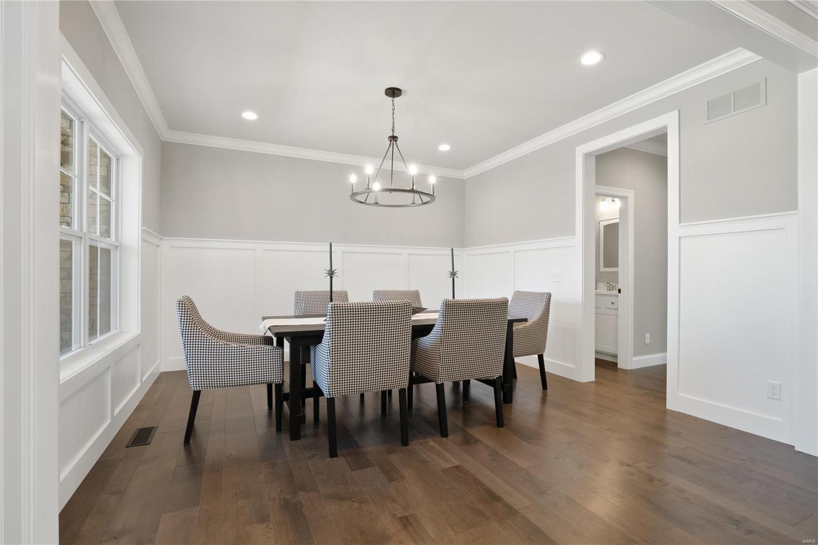 Oak Estates - Residential