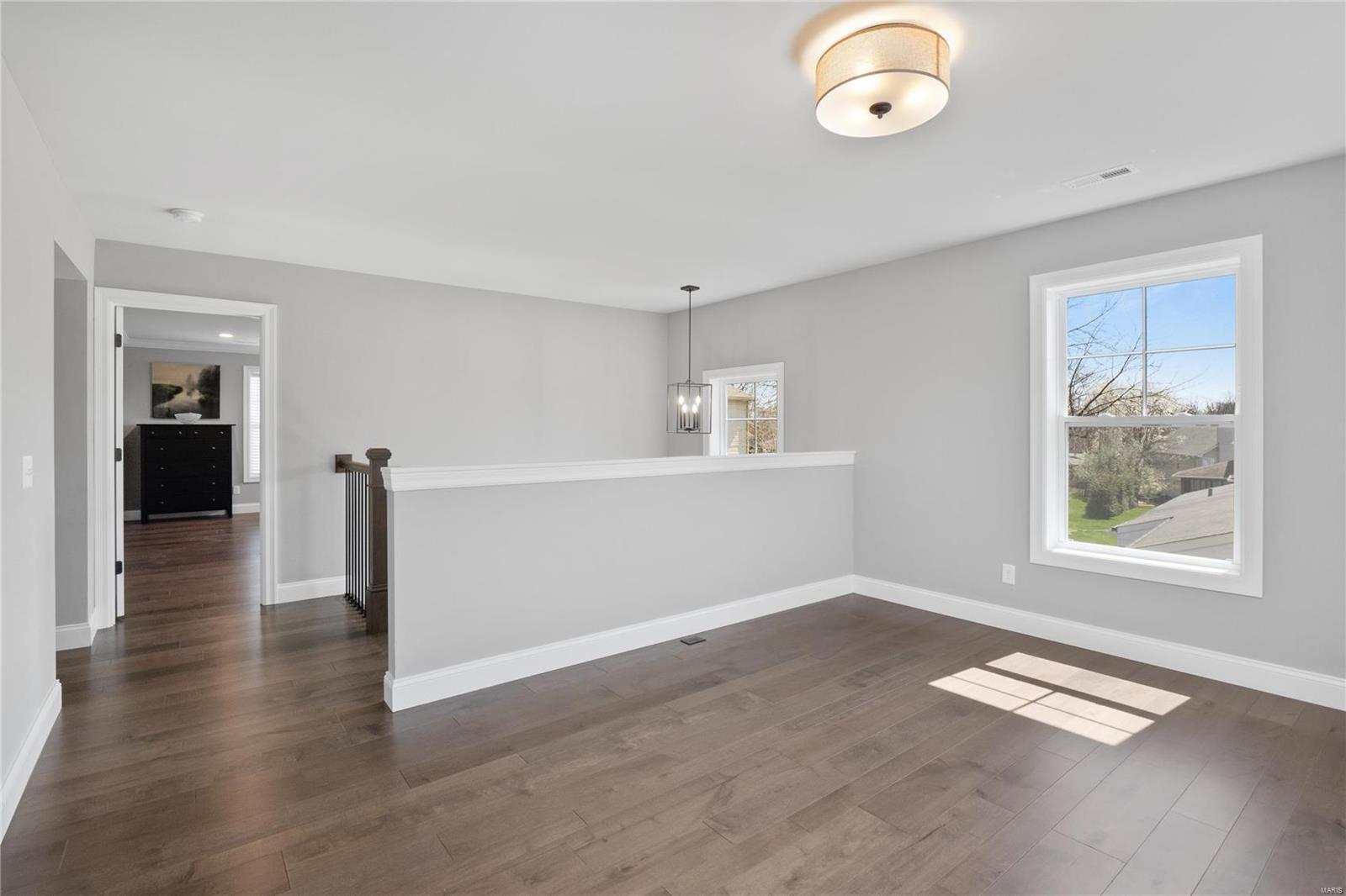 Oak Estates - Residential