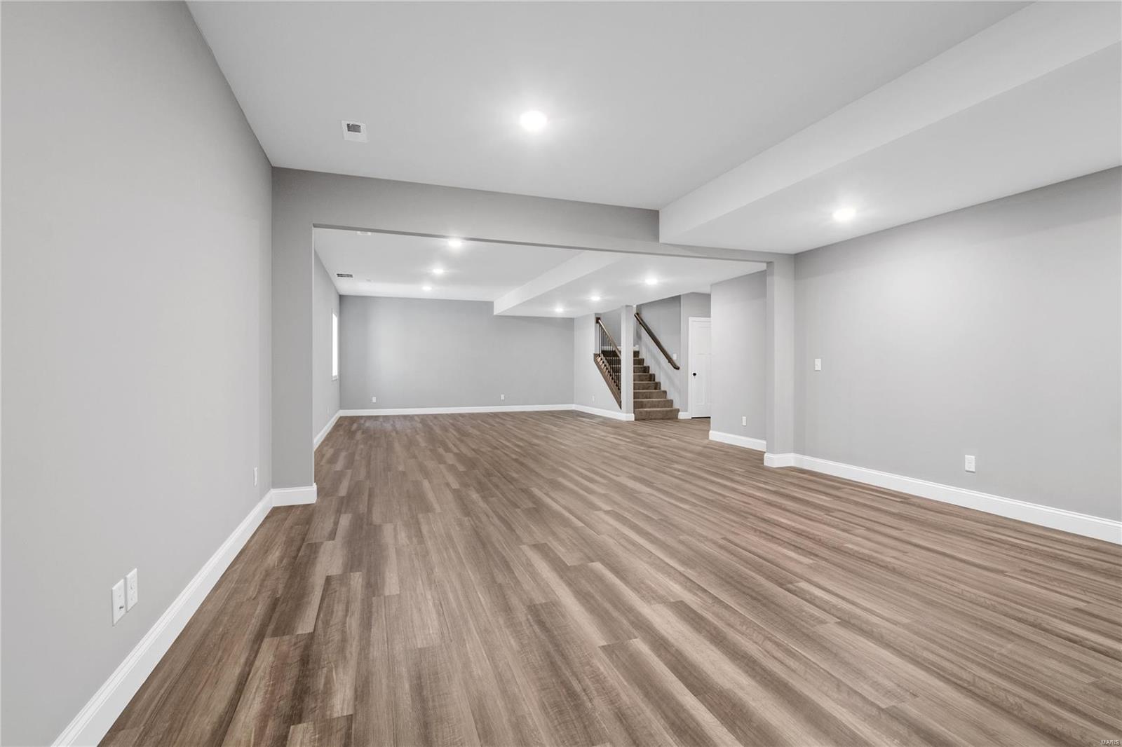 Oak Estates - Residential